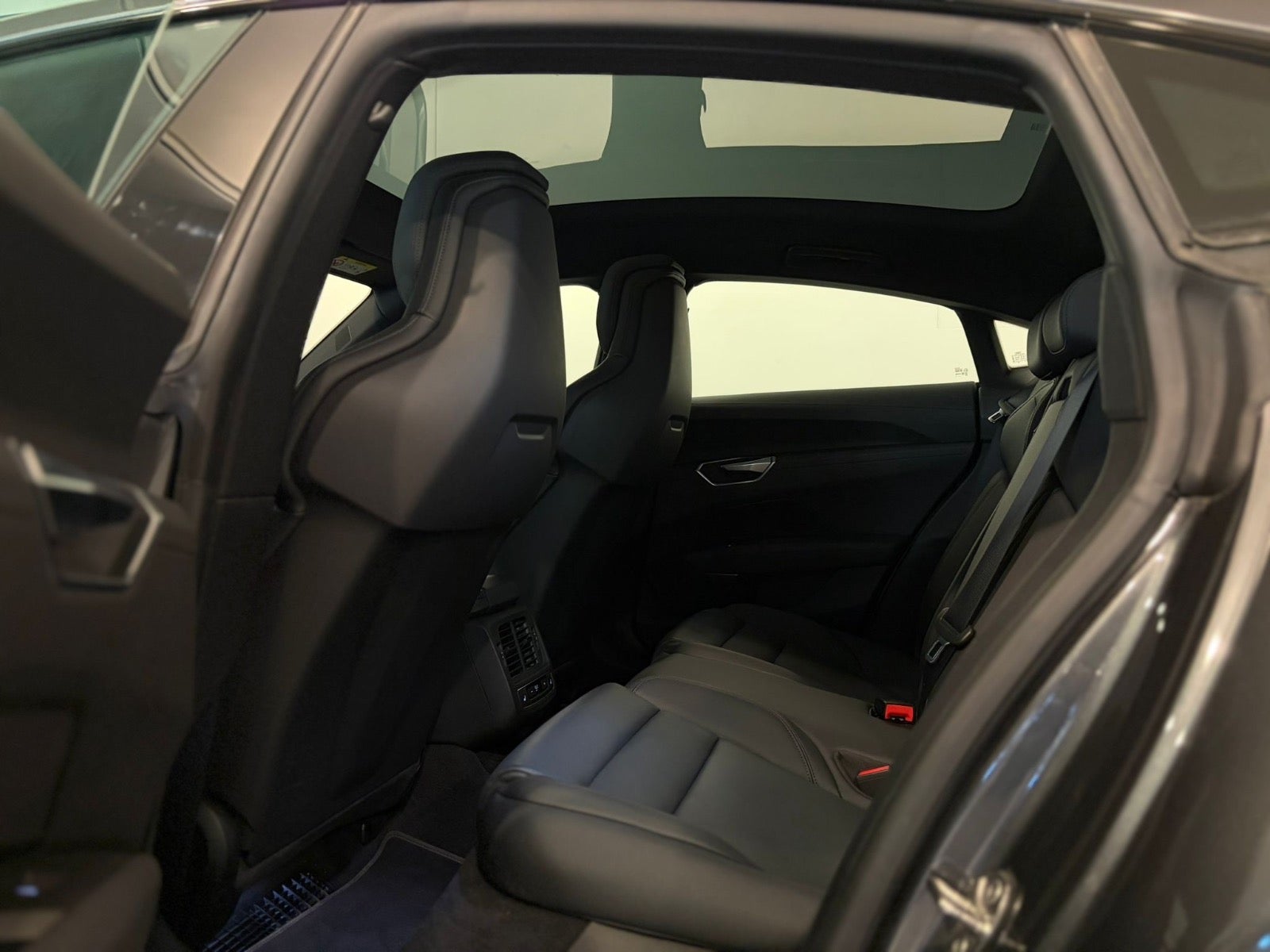 Audi – e-tron GT