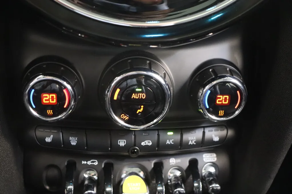 MINI Cooper SE Camden Edition