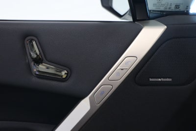 BMW iX xDrive40 Fully Charged