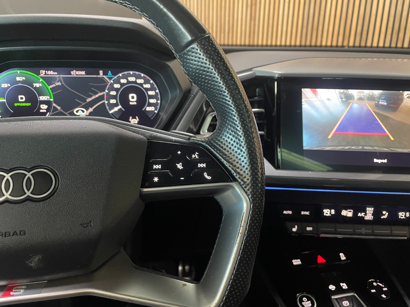 Billede af Audi Q4 e-tron 40 edition one S-line Sportback