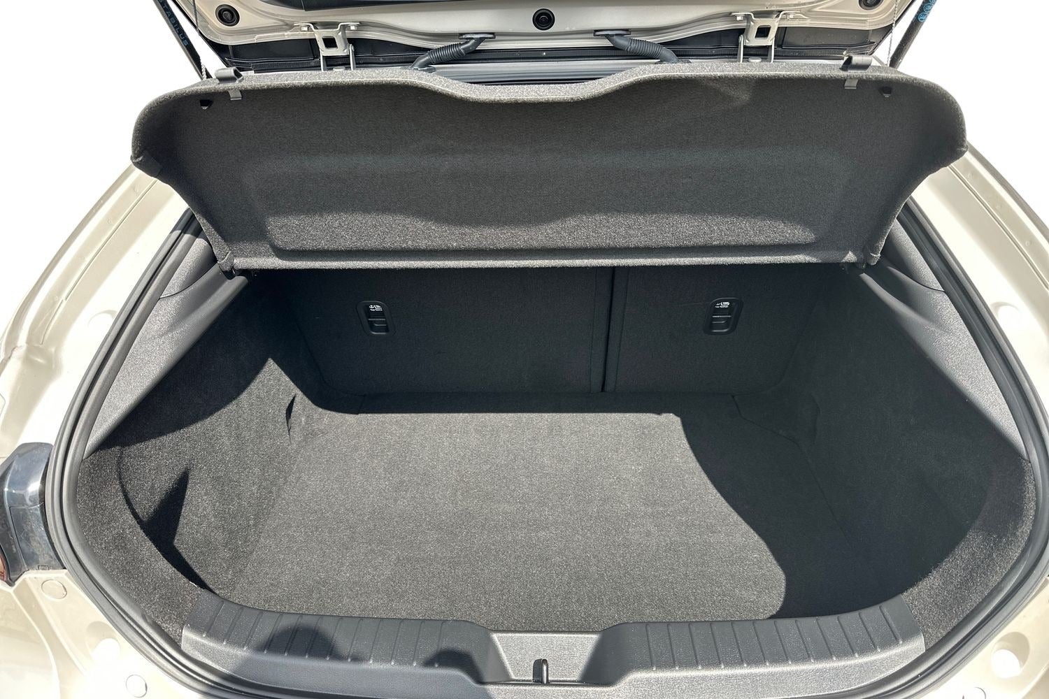 Billede af Mazda 3 2,0 e-SkyActiv-G 150 Homura aut.
