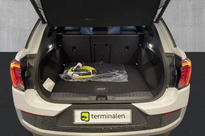 Ford Explorer Premium Extended Range