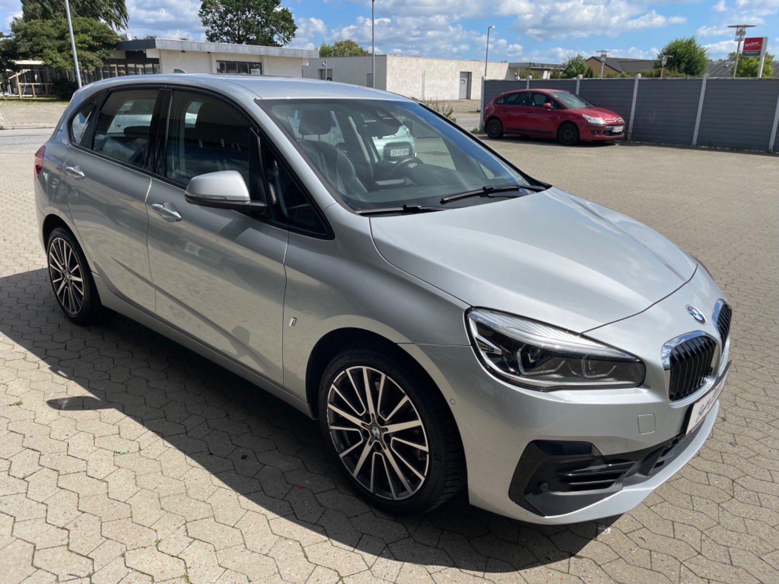 BMW 225xe 2019