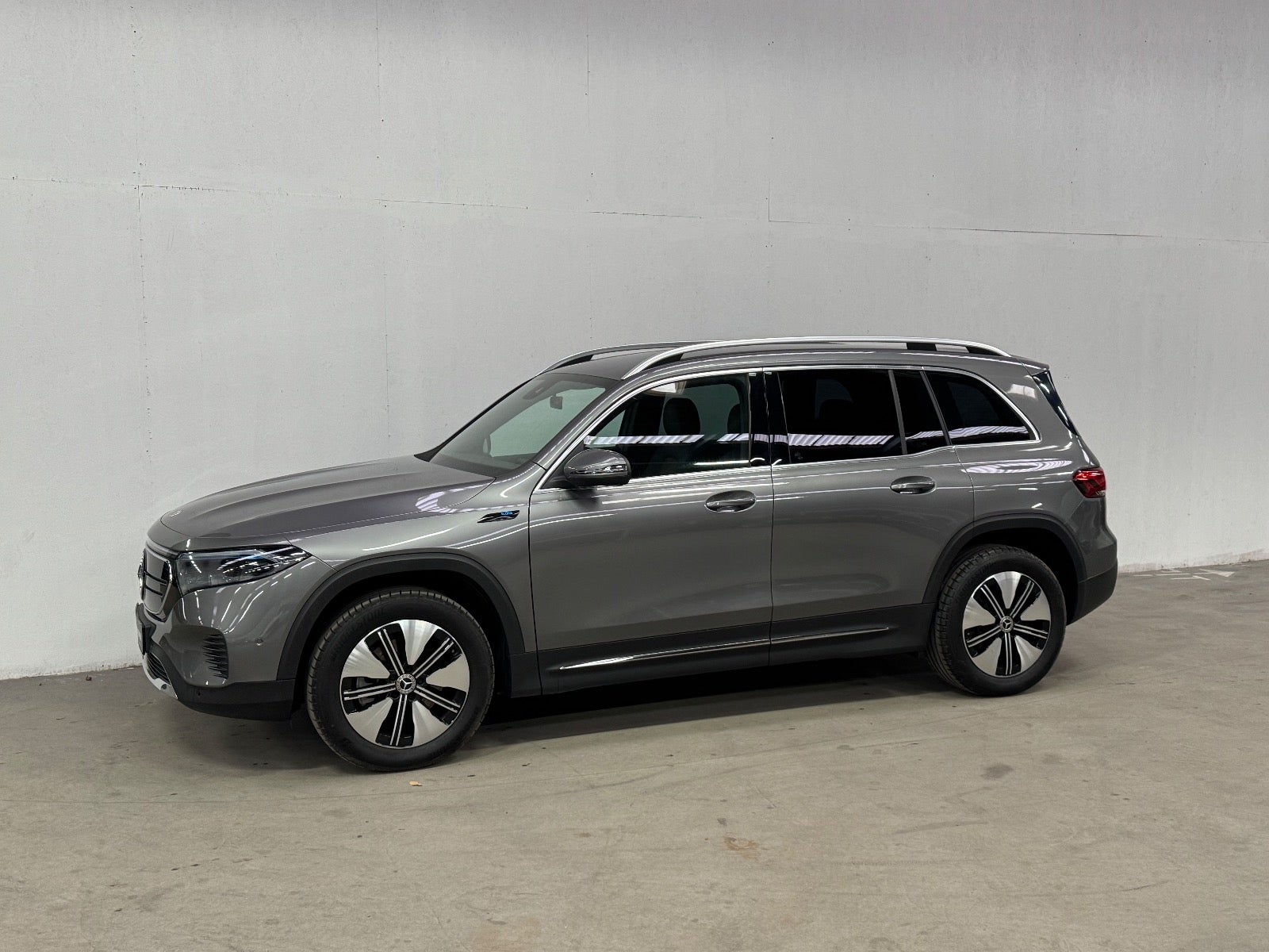 Mercedes EQB250 7prs A