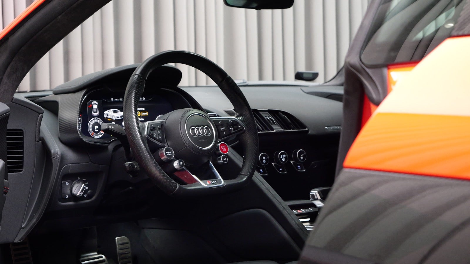 Audi R8 FSi Plus Coupé quattro S-tr.