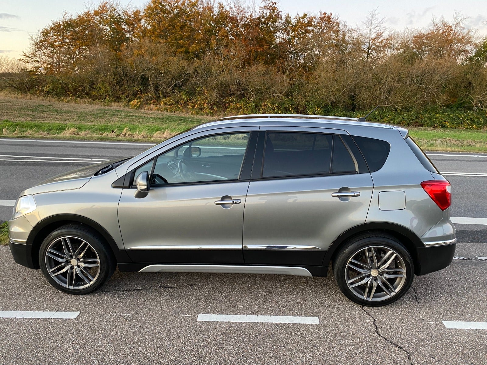 Suzuki S-Cross Active Sun