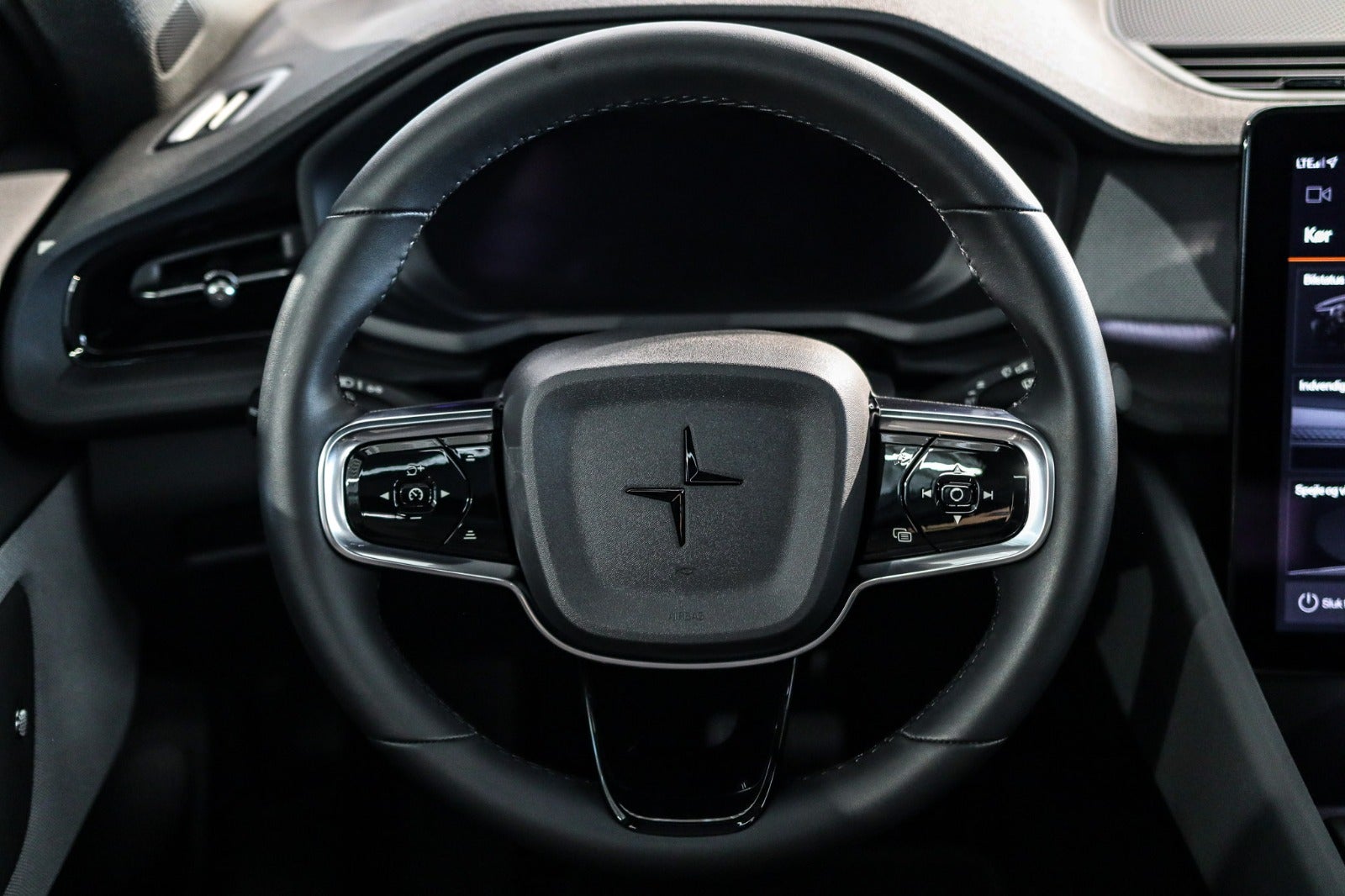 Billede af Polestar 2 Long Range Nordic Edition