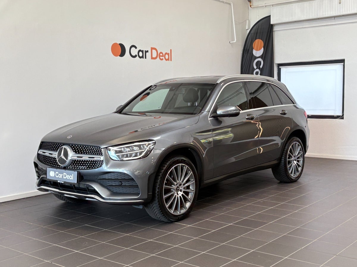 Mercedes GLC300 e billede
