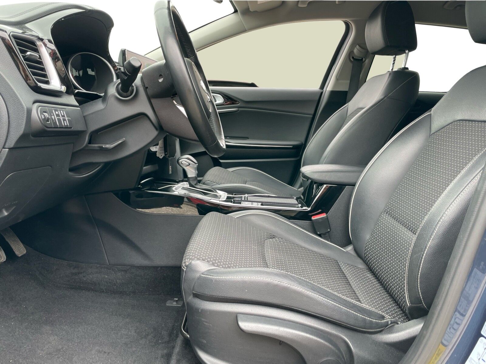 Kia Ceed T-GDi mHEV Comfort Upgrade SW DCT