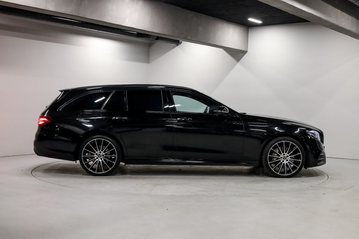 Mercedes-Benz E350 d 3,0 AMG Line stc. aut.