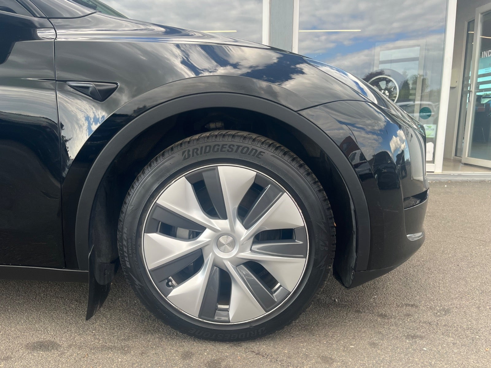 Billede af Tesla Model Y  Long Range AWD