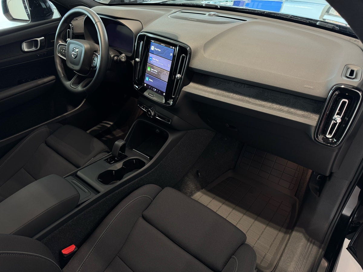 Volvo EX40 Extended Range Black Edition billede 11