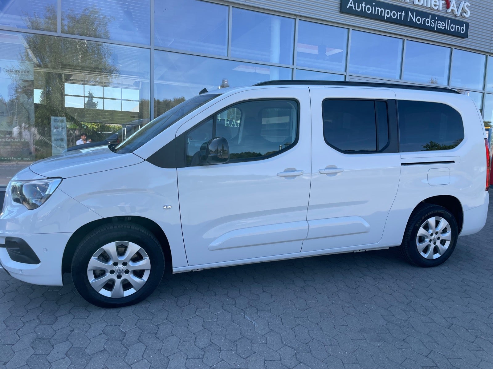 Billede af Opel Combo-e Life 50 Ultimate L2