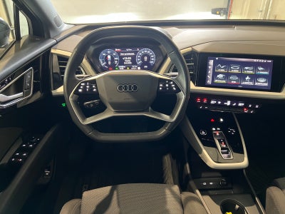 Audi Q4 e-tron Advanced