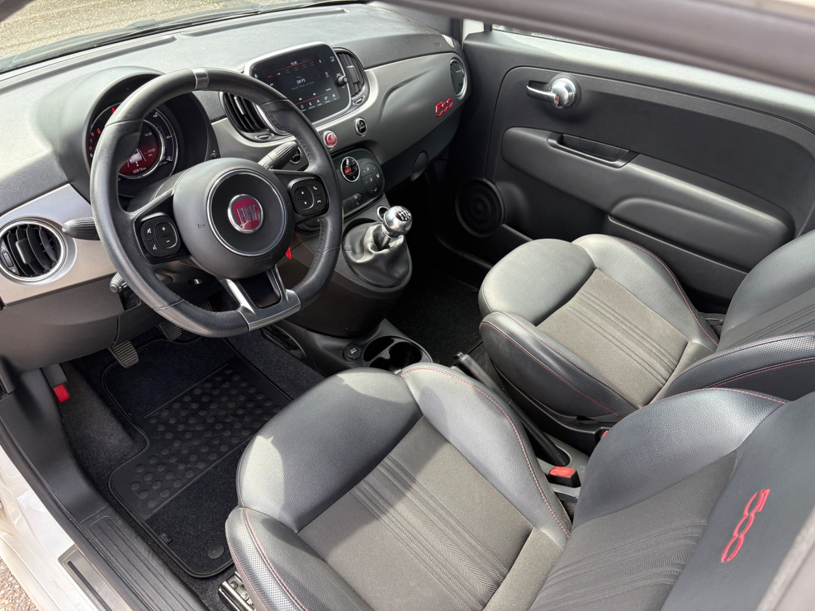 Billede af Fiat 500C 1,0 Hybrid Sport