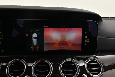 Mercedes E300 de AMG Line Night Edition stc. aut.