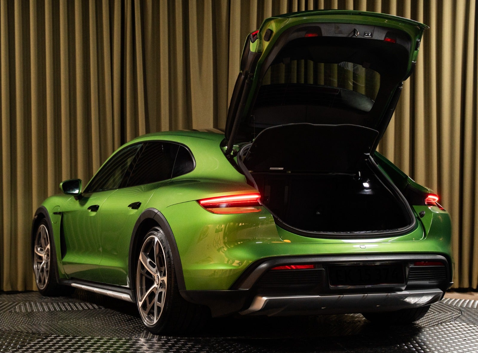 Billede af Porsche Taycan 4  Performance+ Cross Turismo