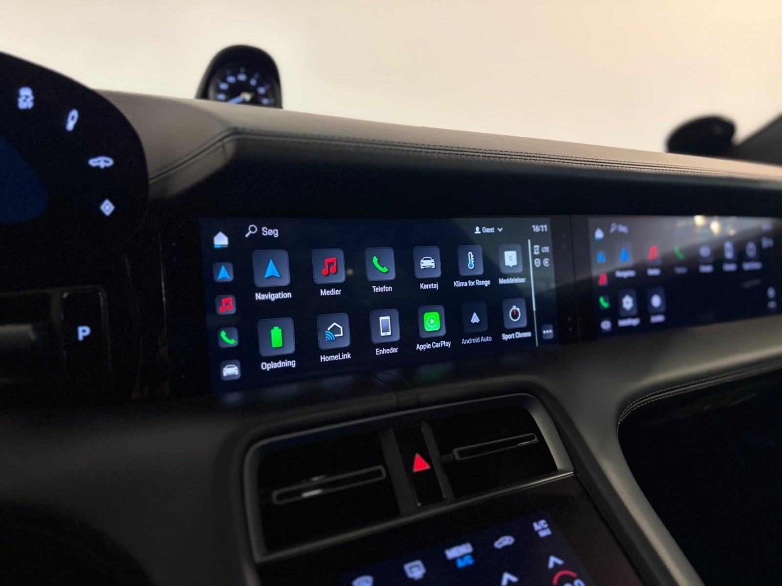 Porsche – Taycan 4S