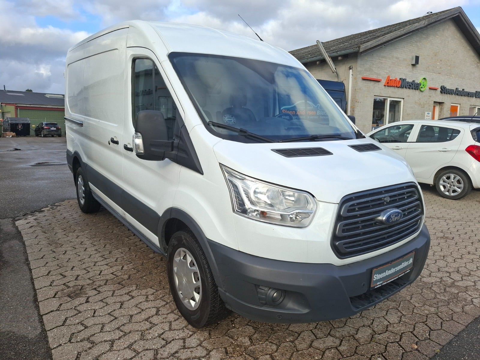 Ford Transit 350 L2 Van 2017