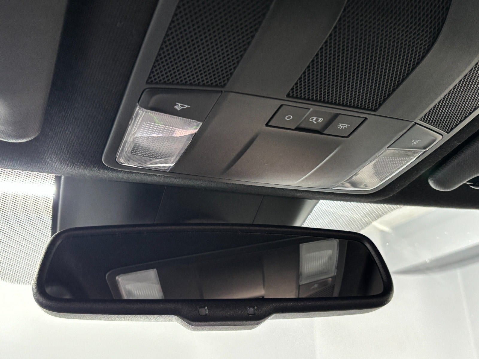 Billede af Mitsubishi Eclipse Cross 2,4 PHEV Sport Tech CVT 4WD