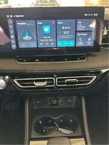 MG EHS PHEV Luxury