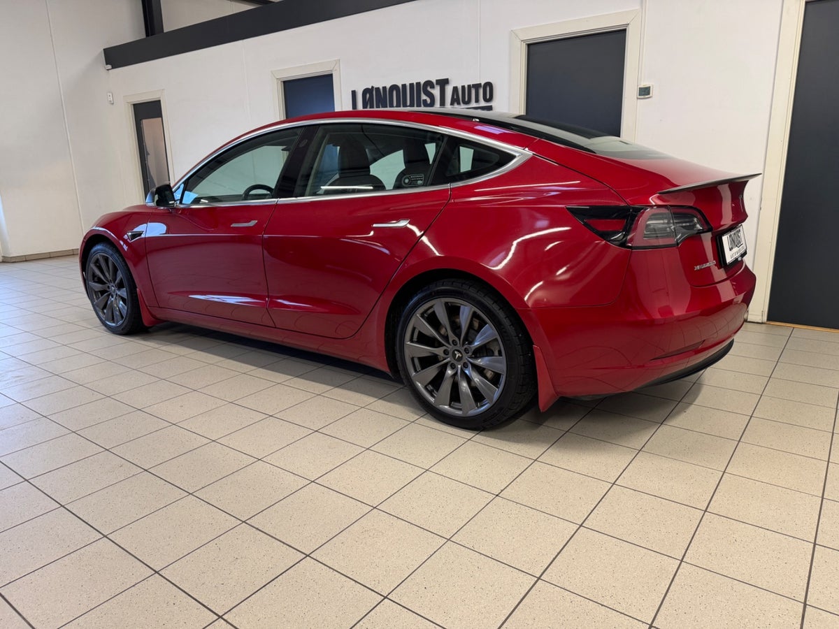 Tesla Model 3 Long Range AWD