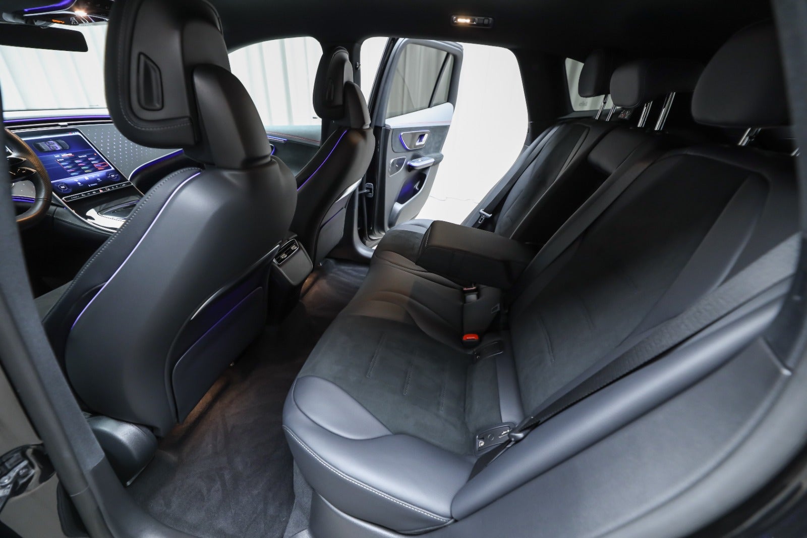 Mercedes-Benz EQE 350 SUV (5/8)