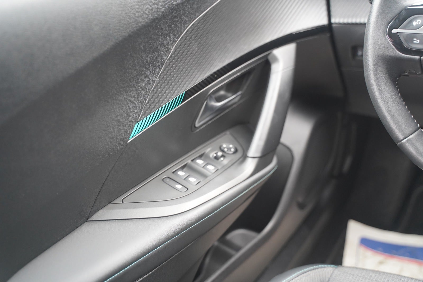 Billede af Peugeot 2008 1,2 PureTech 130 Allure Pack EAT8