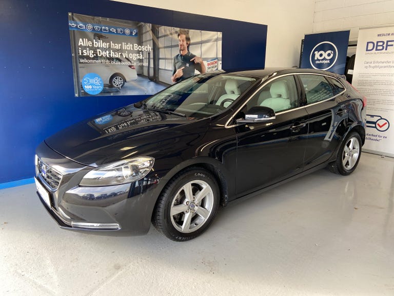 Volvo V40 T4 180 Momentum aut.