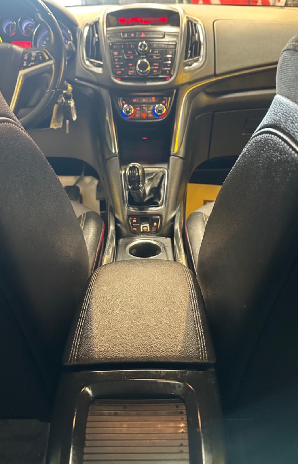 Billede af Opel Zafira Tourer 1,4 T 140 Cosmo eco 7prs