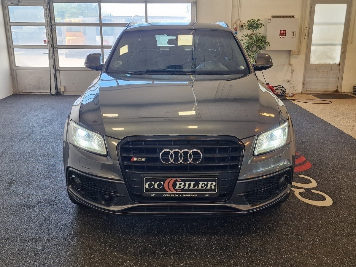 Audi SQ5 2016