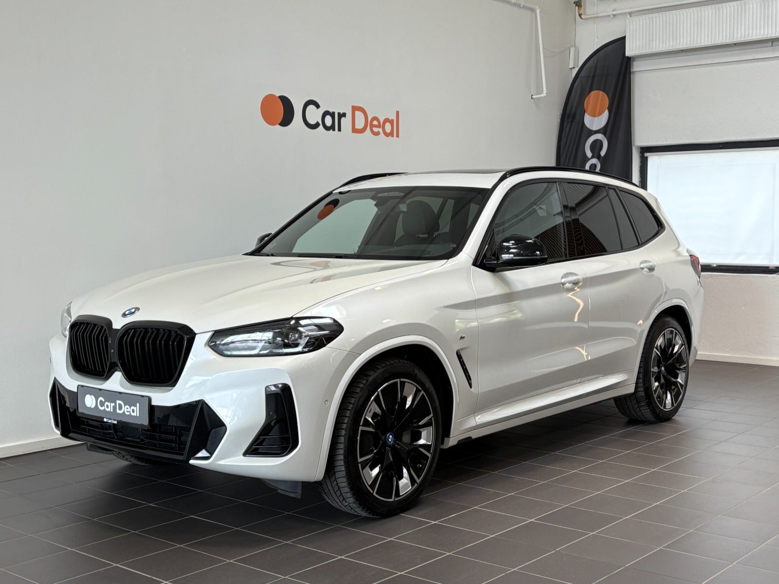 BMW iX3 Charged Plus M-Sport