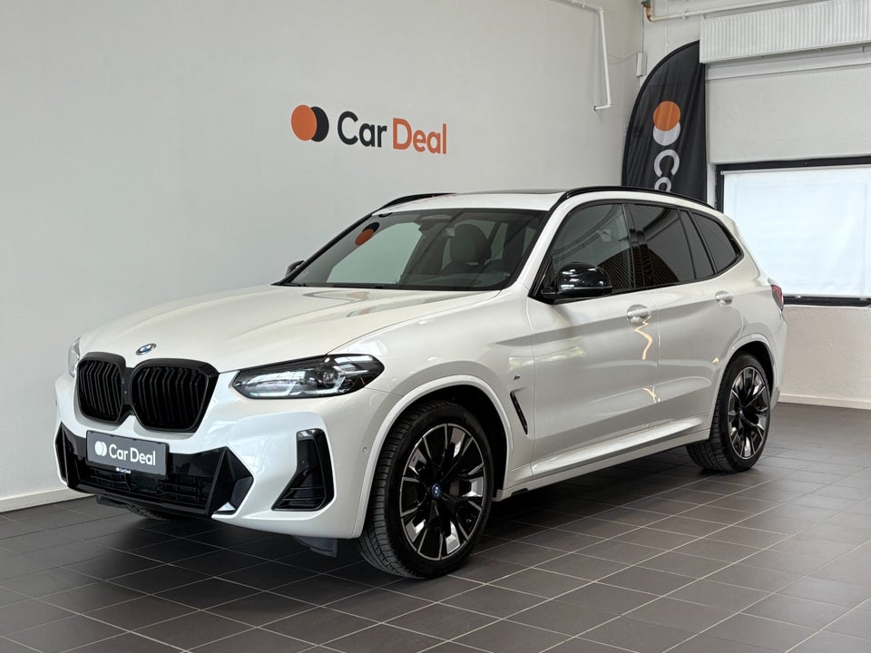 BMW iX3 billede