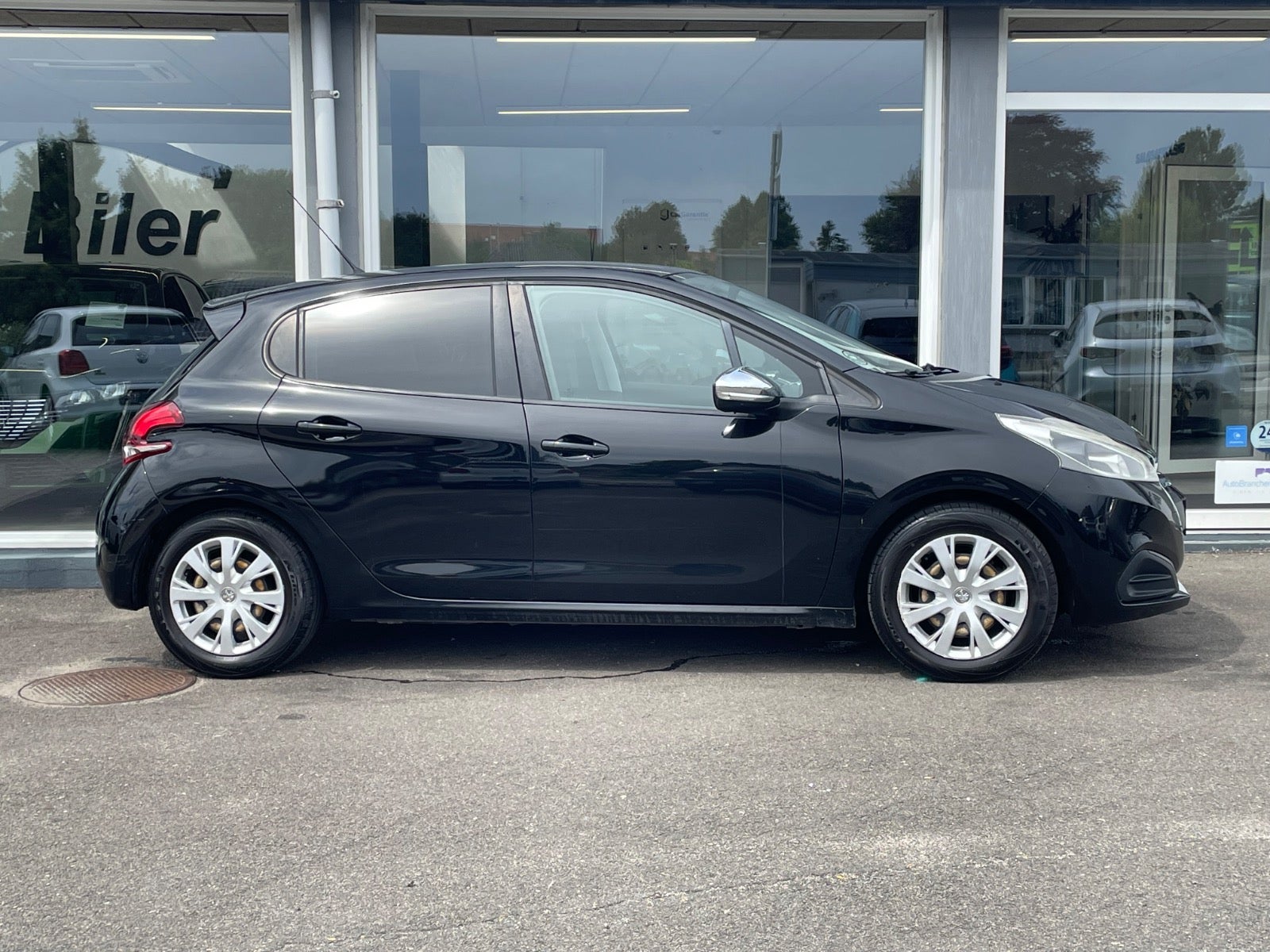 Billede af Peugeot 208 1,6 BlueHDi 100 Active