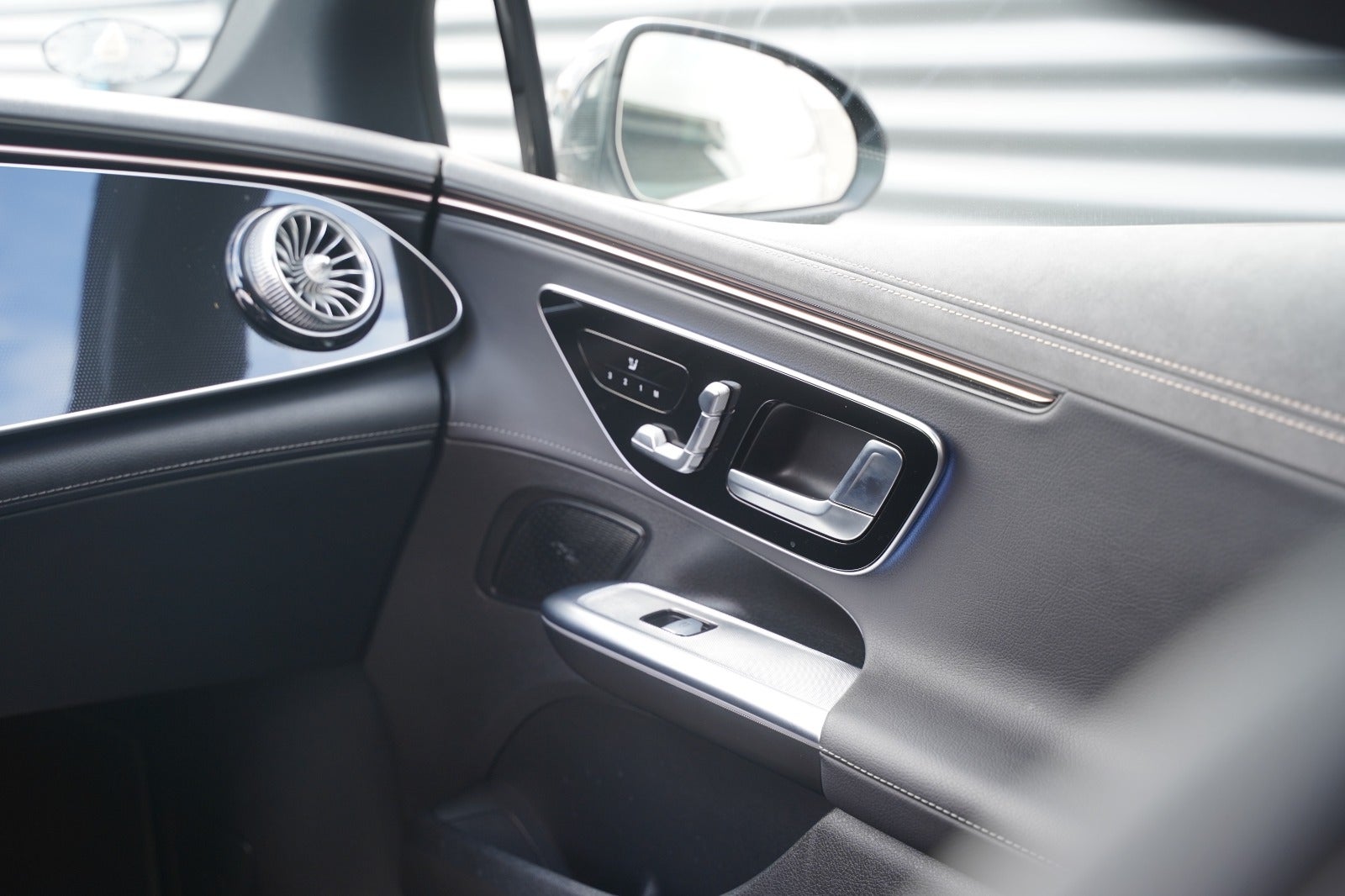 Billede af Mercedes EQE300  AMG Line