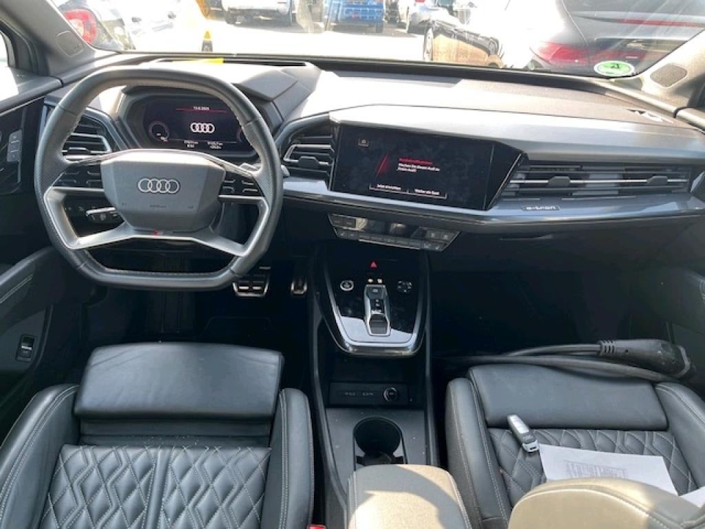 Audi Q4 e-tron S-line