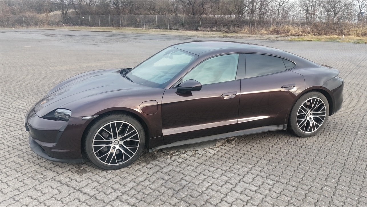 Billede af Porsche Taycan  Performance+
