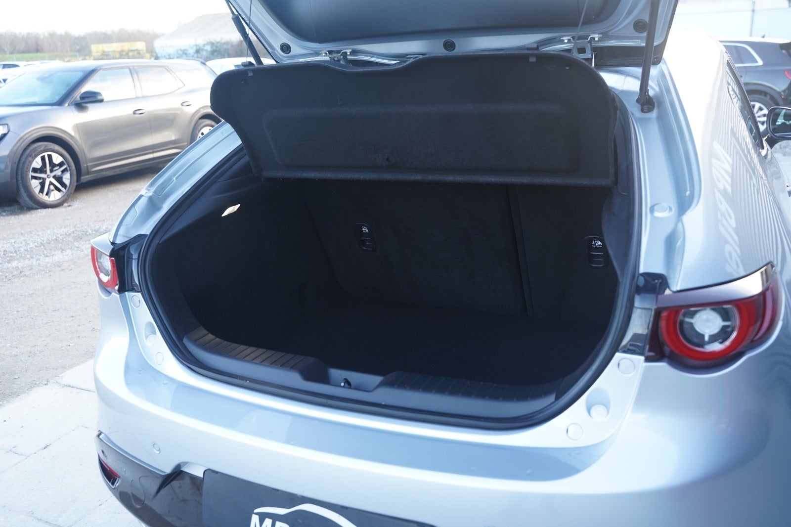 Billede af Mazda 3 2,0 e-SkyActiv-G 150 Cosmo aut.