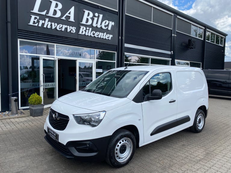 Opel Combo D 102 Enjoy L1V1