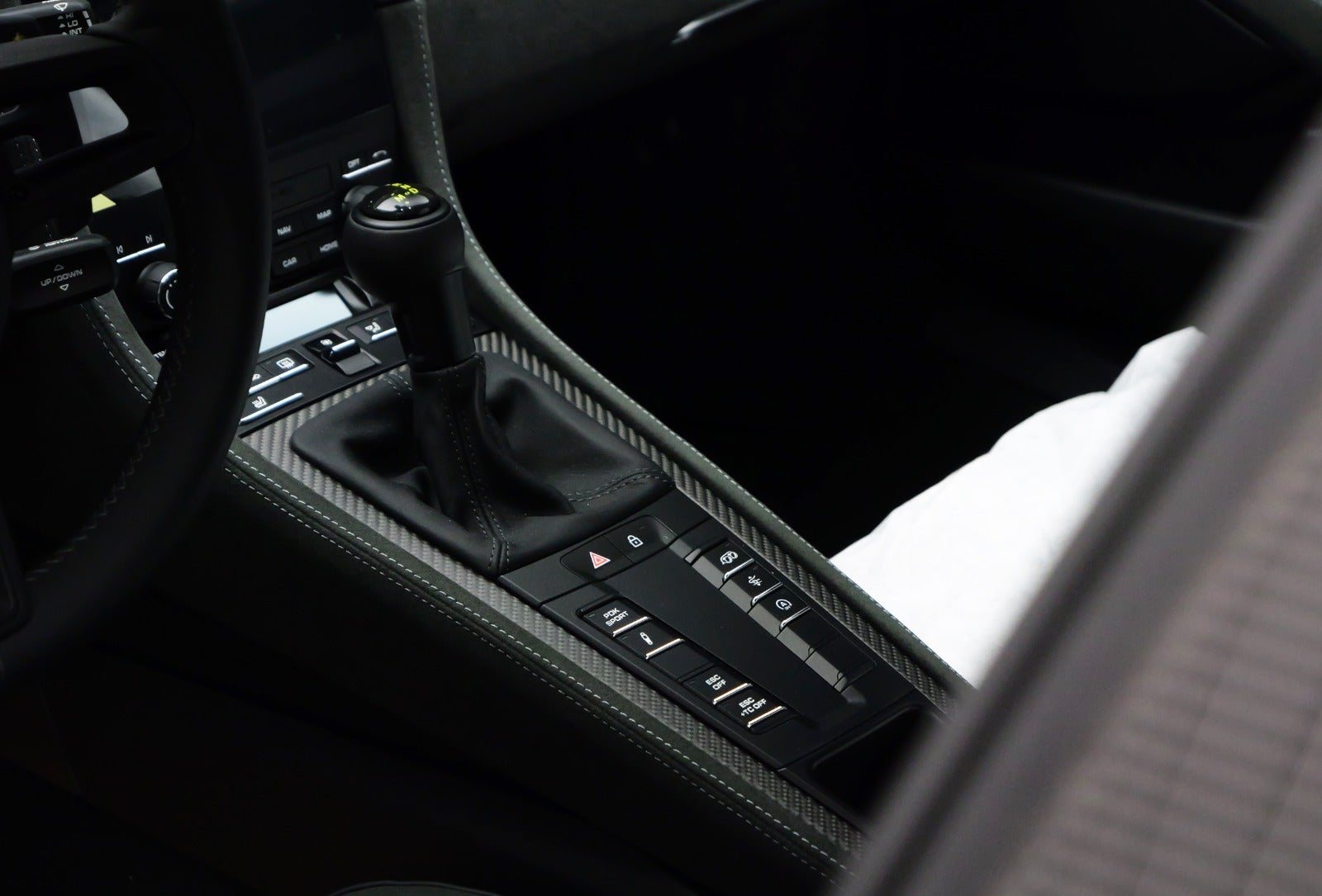 Porsche 718 Cayman GT4 RS PDK
