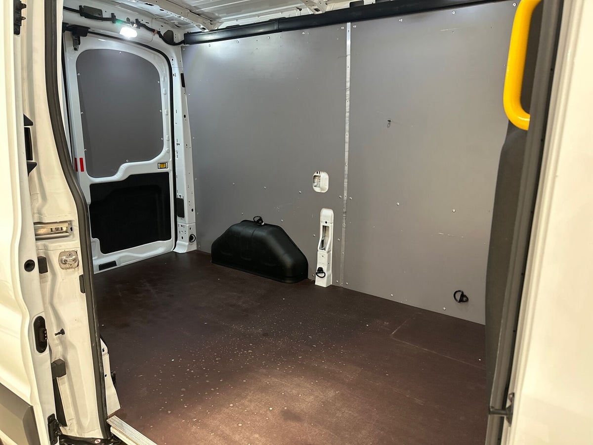Ford Transit 350 L2 Van TDCi 130 Trend H2 FWD billede 19