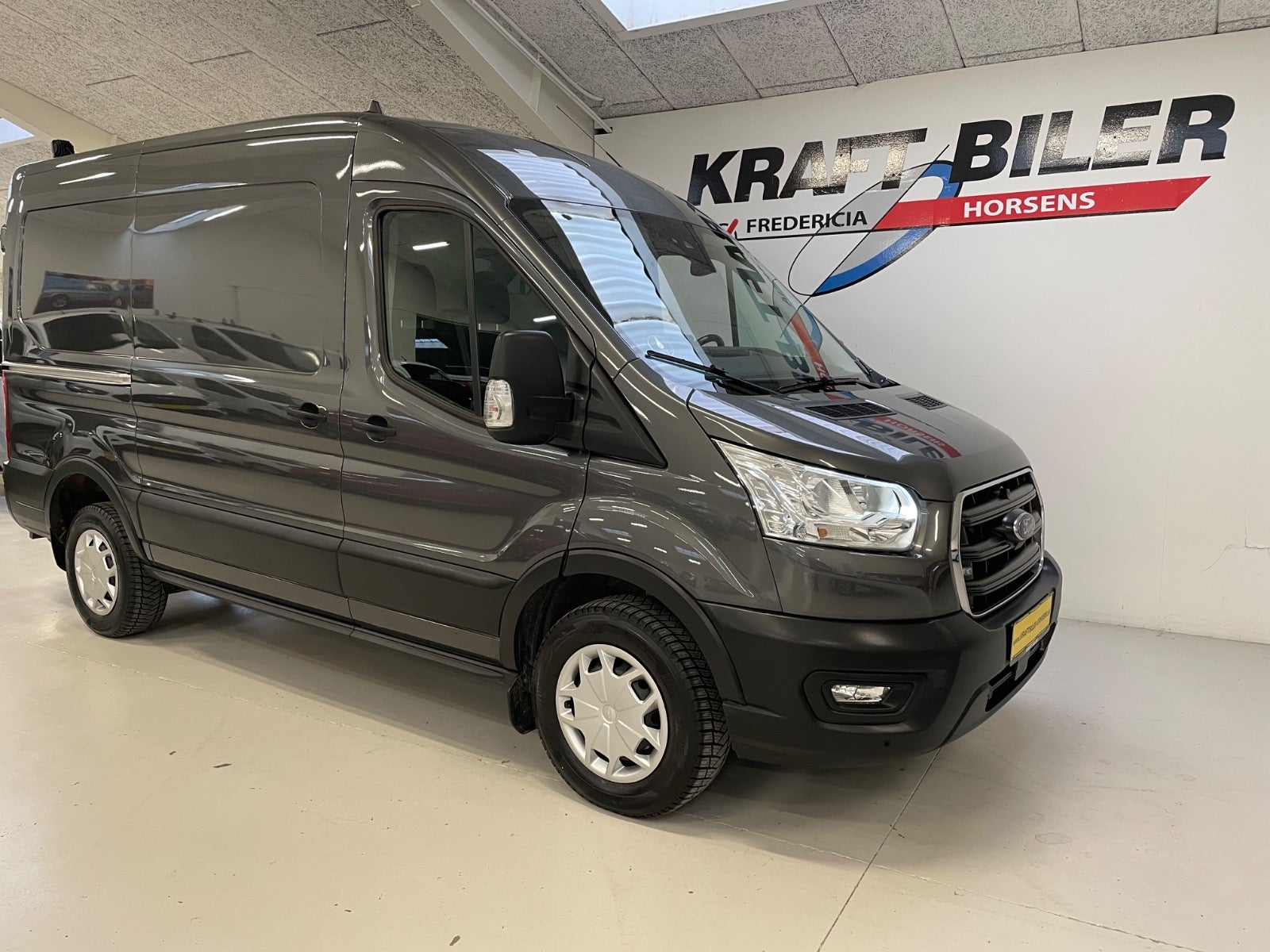 Billede af Ford Transit 350 L2 Van 2,0 TDCi 170 Trend aut. H2 FWD