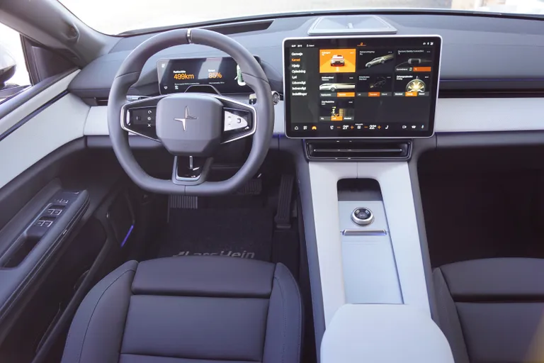 Polestar 4 Long Range AWD