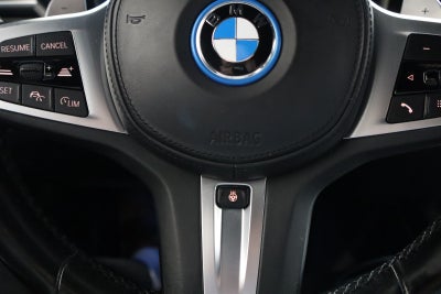 BMW 330e Touring M-Sport aut.