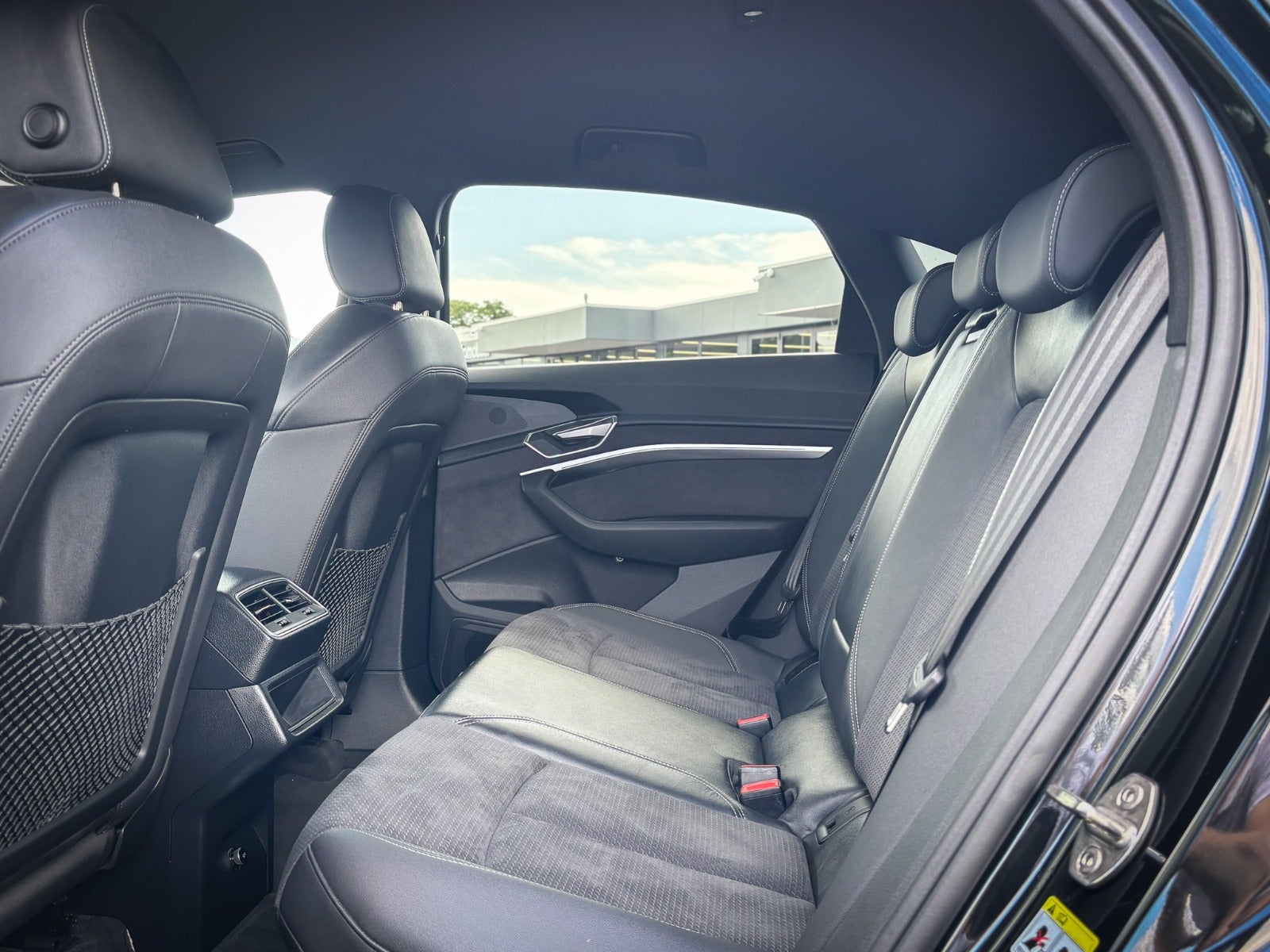 Billede af Audi e-tron 55 S-line Sportback quattro