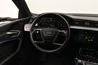 Audi e-tron S-line Sportback quattro