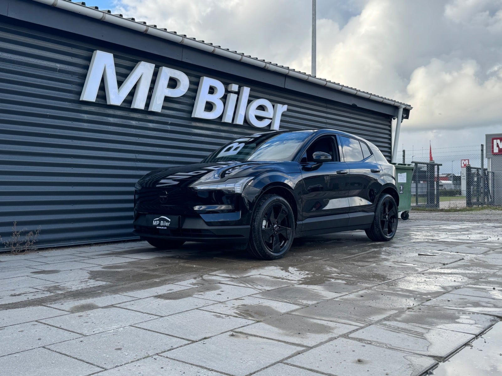 Billede af Volvo EX30 Extended Range Black Edition