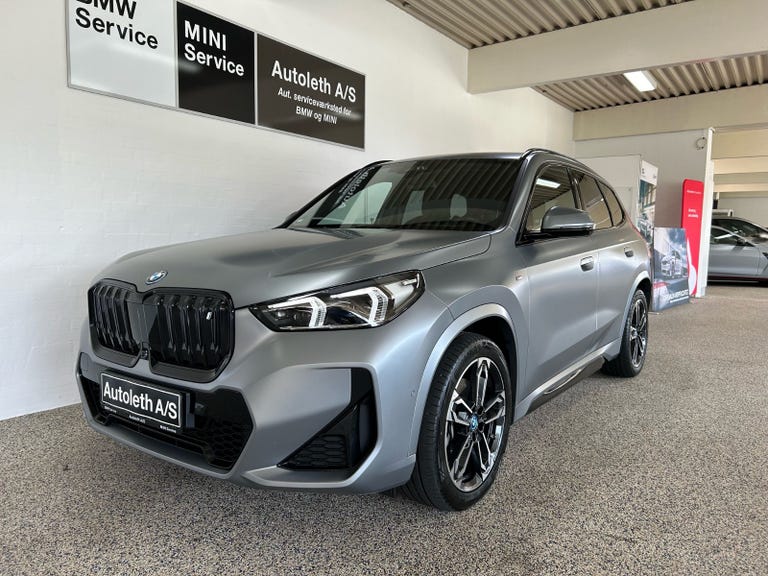 BMW iX1 xDrive30 Fully Charged M-Sport