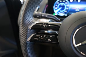 Mercedes EQB250+