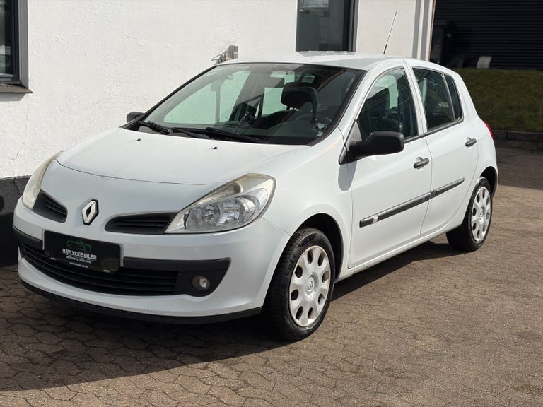 Renault Clio II dCi 65 Basic